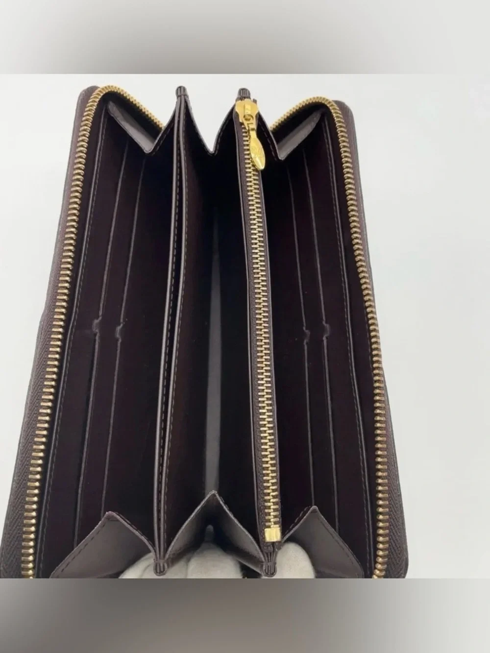 Louis Vuitton Amarante Monogram Vernis Zippy Wallet